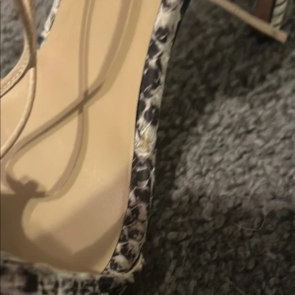 Stuart Weitzman Snakeskin Lace-Up Heels - Size 9 1/2 M - Picture 12 of 14